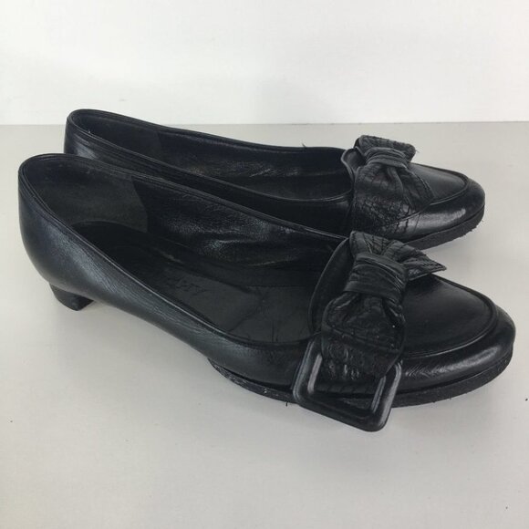Givenchy Black Bow Leather Loafer Slip On Shoes Size 37 - Picture 1 of 8